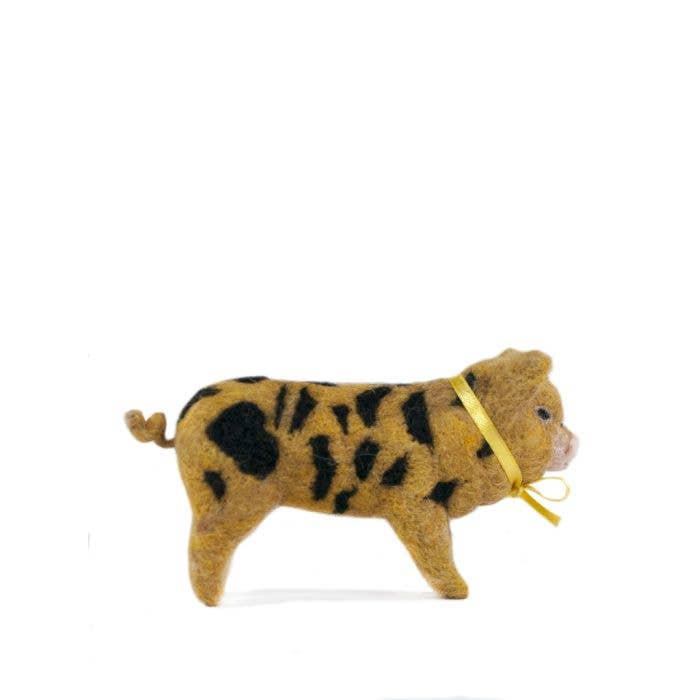 Lanart Alpaca Pig Sculpture Kunekune Pig: Felted Alpaca Sculpture