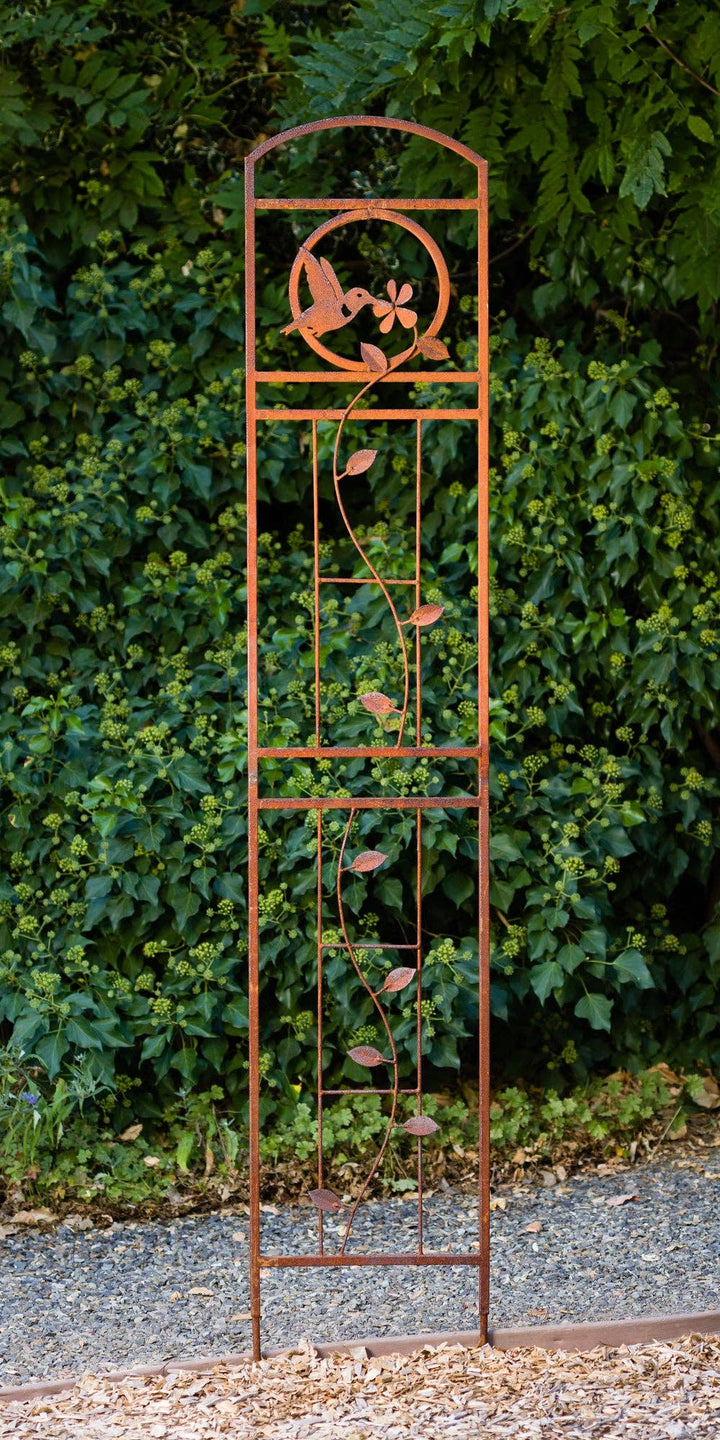 Elegant Garden Design Elegant Garden Design - Hummingbird Trellis