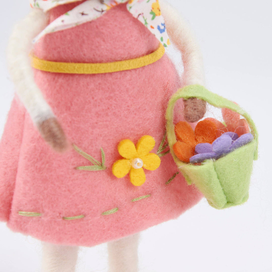 Primitives by Kathy Primitives by Kathy - Flower Basket Cow Critter