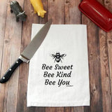 Honey Bee & Wildflower Kitchen Towels: Cute gifts, made in the USA!