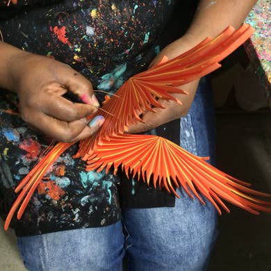 FAIRE - Tulia's Artisan Gallery Decor Flying Pig Mobile Hand Painted, Beautiful Conversation Piece or Child's Room Decoration