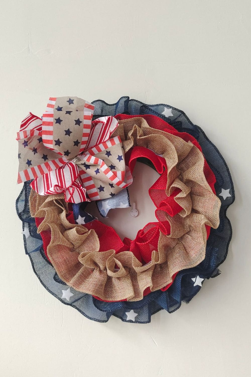 Trendsi Holiday Ornaments Multicolor / One Size Independence Day Knit Small Wall Wreath