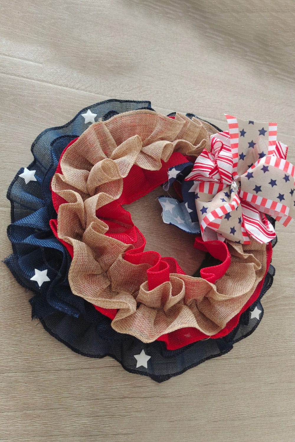 Trendsi Holiday Ornaments Multicolor / One Size Independence Day Knit Small Wall Wreath