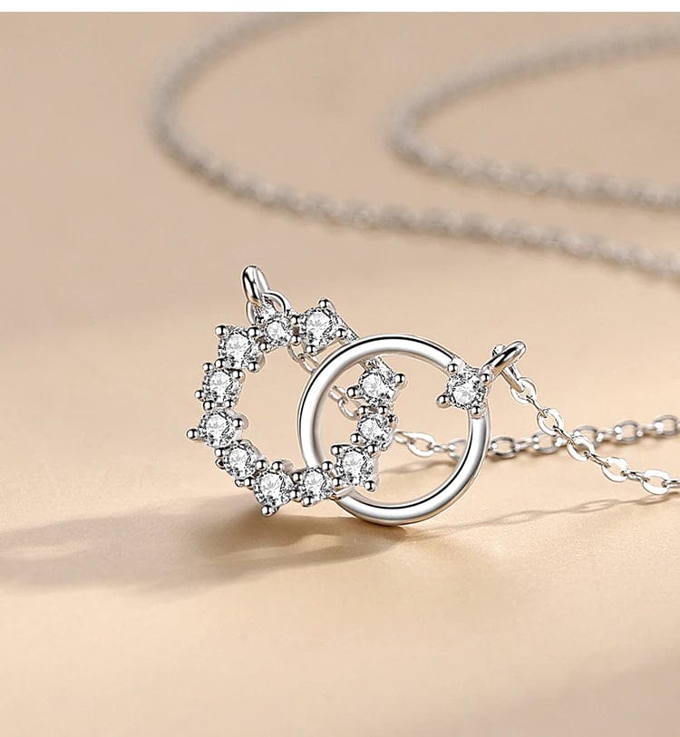 Interlocking Circles Pendant Necklace Sterling Silver, Dainty